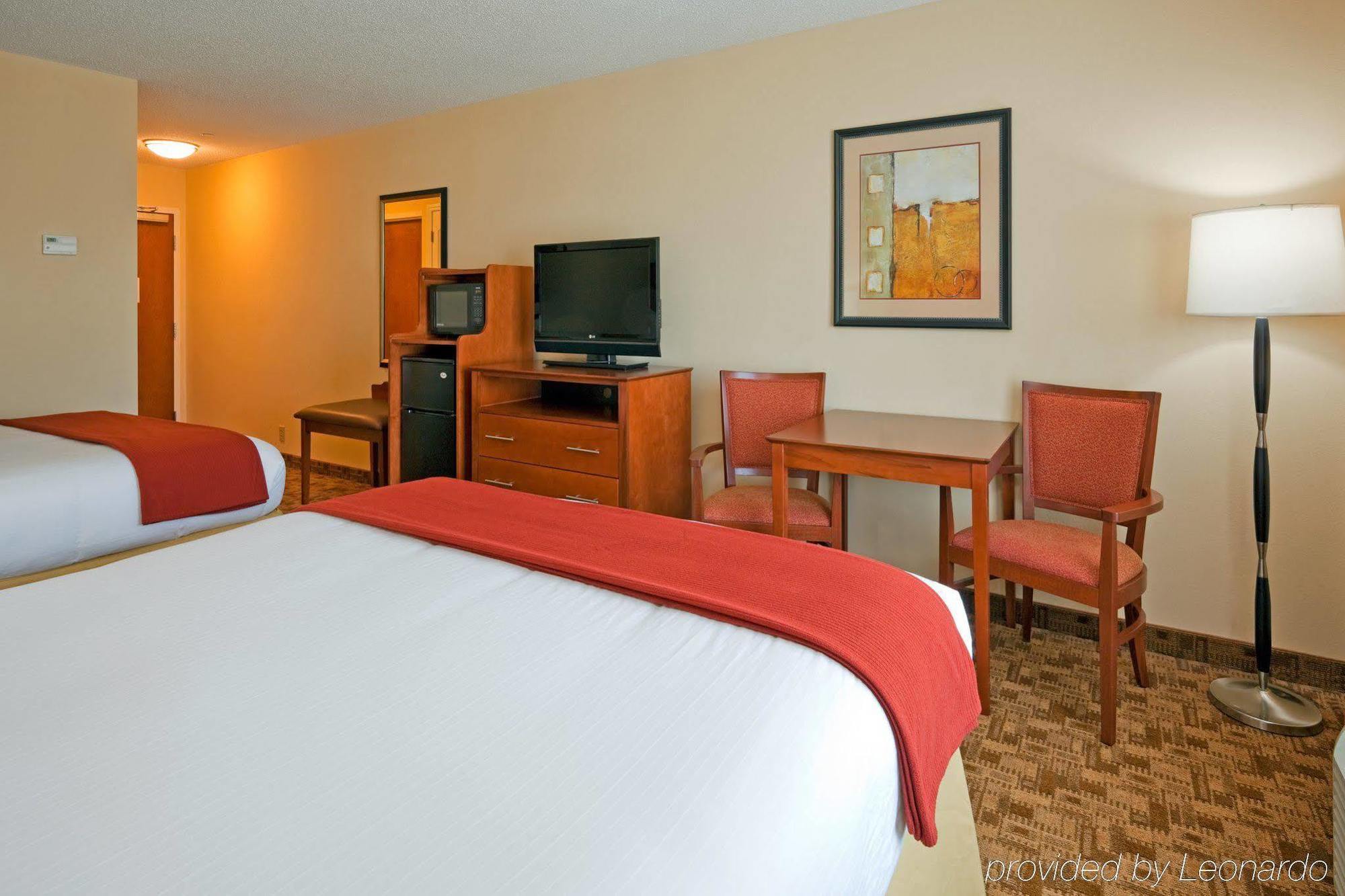 Holiday Inn Express Phenix City-Fort Benning By Ihg Exteriör bild